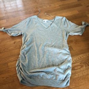 Maternity top (NEVER WORN)